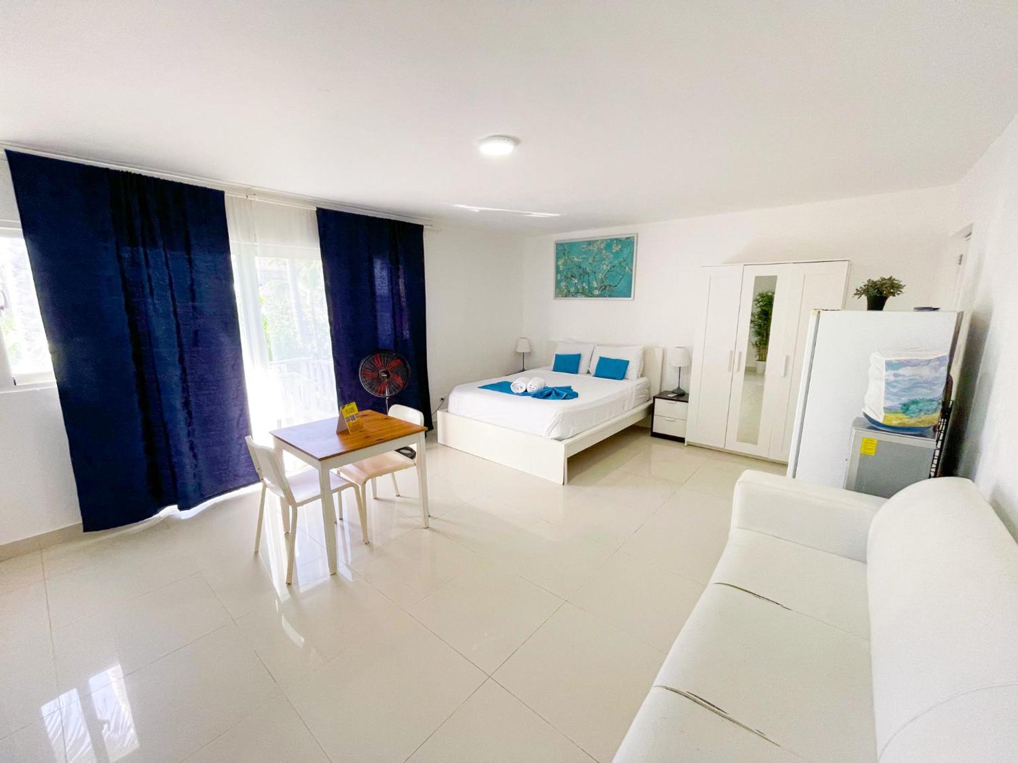 Tropical Adventures Sol Caribe Studios Suites Bavaro Beach & Pool Punta Cana Exterior photo